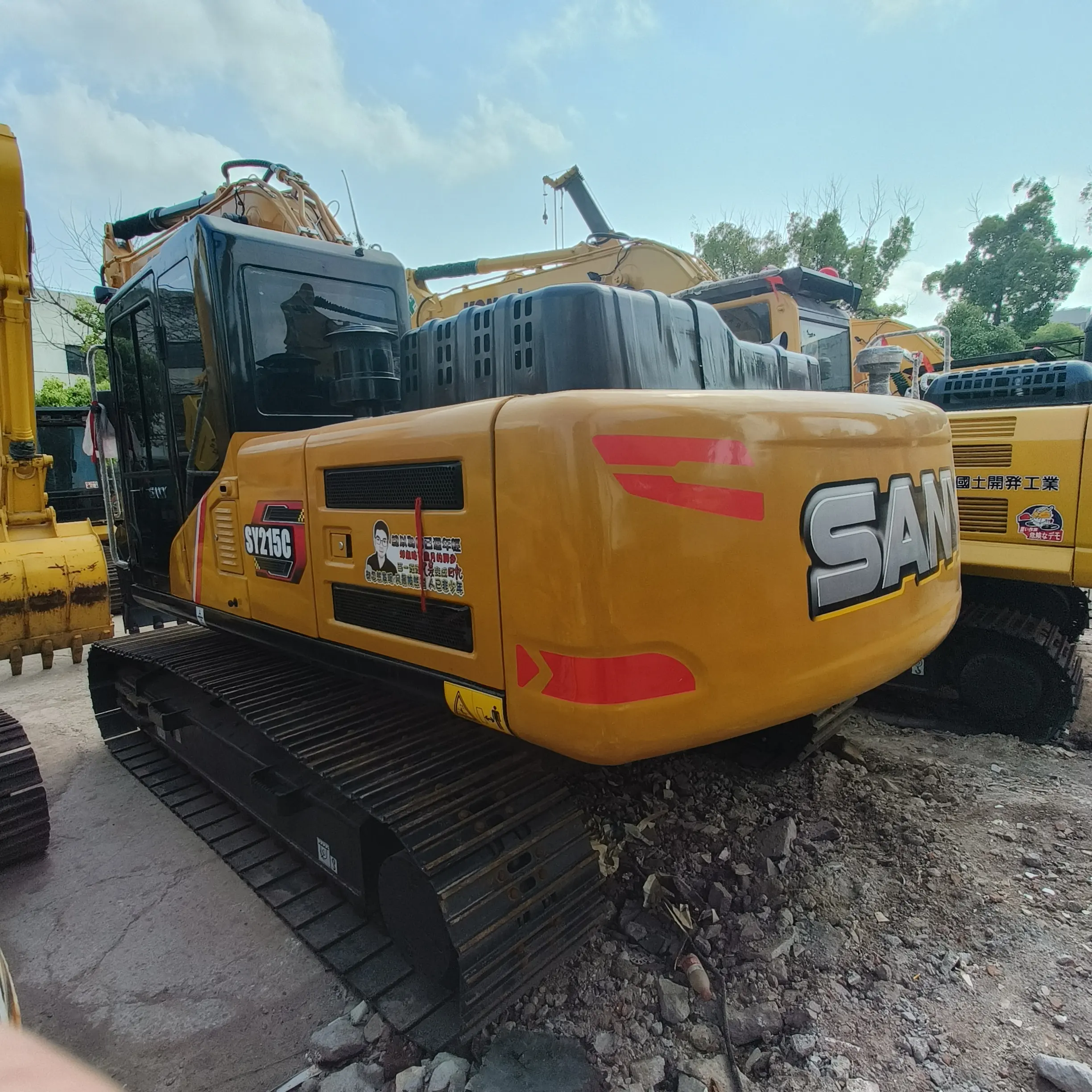 Hot selling heavy 22 ton machinery equipment low working hours used sany sy215cpro excavator in good condition