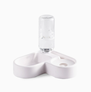 Comedero y Bebedero Automático para Mascotas Dos en Uno Personalizado, Dispensador de Agua y Comida para Perros, Plato de Alimentación Interior Anti-Mojo en la Boca - Product Image 1