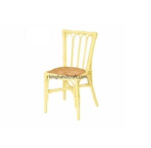 Chaise d'enfant en rotin naturel faite à la main pour la location, idéale pour les fêtes d'anniversaire, les mariages et la décoration d'événements – Mobilier enfant en osier écologique - Product Image 1