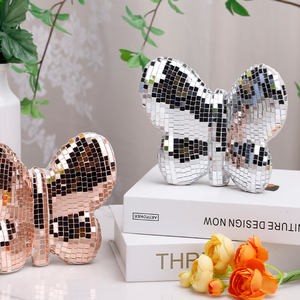Redeco nuevo estilo discoteca resina cristal mariposa <span class=keywords><strong>escultura</strong></span> adornos arte mariposa estatuilla artesanías para regalos decoración del hogar - Product Image 2