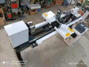 Mini Torno CNC para <span class=keywords><strong>Madera</strong></span>, Diámetro <span class=keywords><strong>de</strong></span> Giro <span class=keywords><strong>de</strong></span> 260 mm, Longitud <span class=keywords><strong>de</strong></span> Trabajo <span class=keywords><strong>de</strong></span> 500 mm, Control PLC, Máquina para Producción <span class=keywords><strong>de</strong></span> Pulseras <span class=keywords><strong>de</strong></span> Cuentas <span class=keywords><strong>de</strong></span> <span class=keywords><strong>Madera</strong></span> - Product Image 3