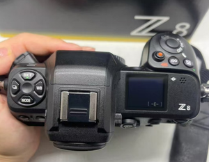 Appareil photo numérique professionnel d'occasion Nikon Z8, 46MP, plein format, 8K, 30fps - Product Image 1