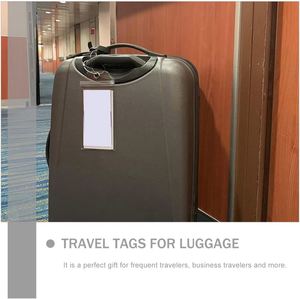 Etiqueta de equipaje de PVC con cierre superior y argollas de acero para cruceros, ideal para la Royal Cruise Line, venta al por mayor - Product Image 3