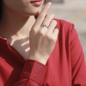 <span class=keywords><strong>Anello</strong></span> con diamanti in Moissanite di fidanzamento personalizzato gioielli 925 in argento Sterling GRA VVS <span class=keywords><strong>1</strong></span> <span class=keywords><strong>carato</strong></span> <span class=keywords><strong>solitario</strong></span> da donna <span class=keywords><strong>anello</strong></span> in Moissanite - Product Image 3