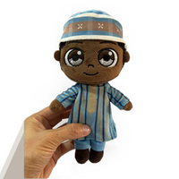 Peluche personnalisée par le fabricant, personnage d'anime dérivé, jouet en peluche doux, conception de mascotte, poupée mignonne de style musulman noir.