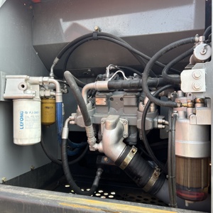 Excavatrice sur chenilles hydraulique d'occasion Hitachi ZX200 / EX200 de 20 tonnes - Product Image 2