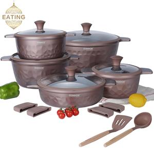 Bộ dụng cụ nấu ăn thương mại chất lượng cao 16 món, gồm nồi 20/24/28/32cm, chảo nông 30cm, muỗng silicon, găng tay, vá, an toàn với mọi loại bếp - Product Image 2