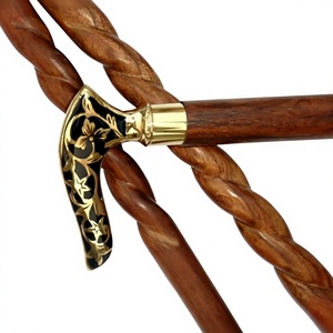 Canne de marche vintage en bois avec poignée en laiton torsadée, motif floral fait main, pour cadeau et décoration intérieure - Product Image 3