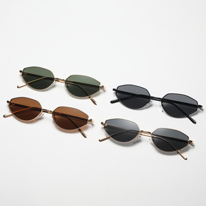 Gafas de Sol Retro de Moda, Estilo Ojo de Gato, para Mujer, de Plástico, Hip Hop, 2022 - Product Image 3