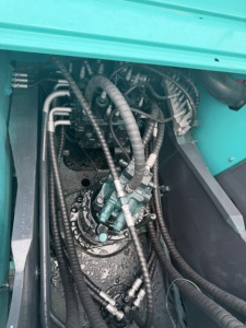 รถขุดมือสองจากญี่ปุ่น KOBELCO SK200D 20 ตัน สภาพดี ราคาถูก เหมาะสำหรับงานขุดในงานก่อสร้าง พร้อมใบรับรอง CE EPA - Product Image 5