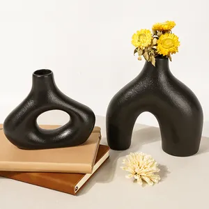 Vaso de cerâmica para sala de estar estilo nórdico, vaso de mesa com flores secas e artes pretas