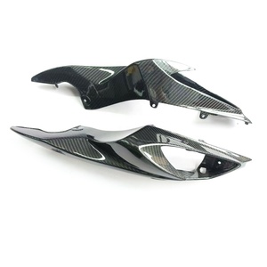 Piezas <span class=keywords><strong>de</strong></span> motocicleta <span class=keywords><strong>de</strong></span> fibra <span class=keywords><strong>de</strong></span> carbono <span class=keywords><strong>de</strong></span> calidad, carenados laterales traseros <span class=keywords><strong>de</strong></span> carbono brillante para <span class=keywords><strong>Suzuki</strong></span> <span class=keywords><strong>GSXR</strong></span> <span class=keywords><strong>600</strong></span> 750 11-19 - Product Image 2