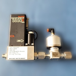 Controlador de Flujo Másico Brooks 5850E O2 20 SCCM, Equipo de Control Industrial - Product Image 1