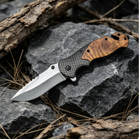 Couteau pliant OEM personnalisé en acier inoxydable 3Cr13 avec manche en bois d'olivier, gravure laser DIY, pour camping et chasse