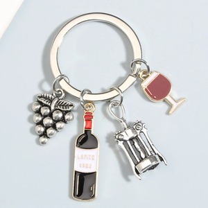 Llavero Abridor de Botellas de <span class=keywords><strong>Vino</strong></span> Personalizado al por Mayor, Amuleto de Metal Esmaltado con Diseño de Uva, Llavero de Acero Inoxidable - Product Image 2