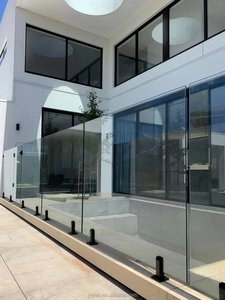 Yefvo แผงระเบียงกระจกอลูมิเนียมไร้กรอบ, รั้วบันไดห้างสรรพสินค้าและราวจับแบบโมเดิร์น - Product Image 4