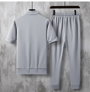 Ensemble 2 pièces décontracté pour <span class=keywords><strong>homme</strong></span> : T-shirt à manches courtes <span class=keywords><strong>et</strong></span> <span class=keywords><strong>pantalon</strong></span> en coton avec logo personnalisé – Tenue décontractée en tissu de coton, coupe ajustée - Product Image 2