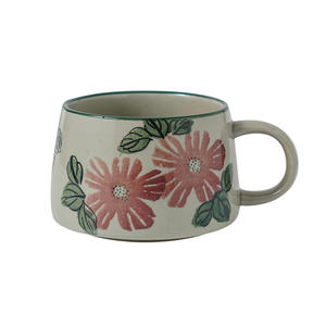 Juego de Taza y Platillo de Cerámica Rústica con Diseño Floral Vintage para el Té de la Tarde - Product Image 5