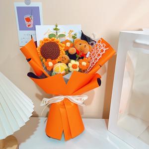 Ramo de Flores de Ganchillo Hecho a Mano Creativo CLTF con Muñeca de Graduación Doctoral, Regalo del Día del Maestro para Maestros, Compañeros de Clase, Amigos, Niñas y Niños - Product Image 5