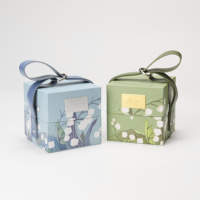 Petite boîte-cadeau de haute qualité avec doublure en corde en cuir haut et bas en papier kraft coloré pour présenter de petits objets