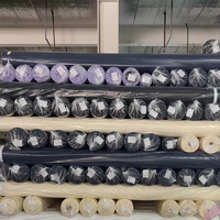 Tissu satiné 100 % polyester, résistant à l'abrasion, anti-boulochage, poids moyen 95 GSM, pour vêtements, directement de l'usine