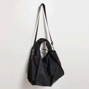Free Sample Designer Fashion <b>Over</b> <b>The</b> <b>Shoulder</b> customized logo plain black tote <b>bag</b> - Product Image 4