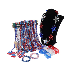 Collier avec pendentif en forme de dollar, design neuf, rouge, blanc, bleu, bijoux fantaisie pour le 4 juillet - Product Image 4