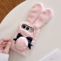 Casing HP Lucu Bertelinga Kelinci Berbulu Lembut untuk iPhone Duo dengan Tali, Casing Plush Kartun Lucu untuk iPhone Duo