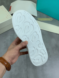 Alexander Sole - Zapatos Deportivos con Plataforma, Modernos y a la Moda, Parte Superior de Cuero Vacuno Blanco Brillante, Estilo Minimalista Mc Queen, Plataforma Gruesa - Product Image 5