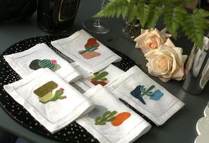 Serviettes de Cocktail en Lin Désertique avec Cactus en Fleur – Serviettes de Boisson Réutilisables 100% Lin Naturel, Design Botanique Écologique - Product Image 2