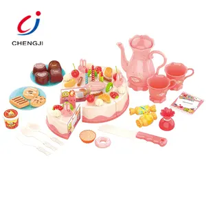 I bambini pretend gioca set da cucina in plastica di taglio fai da te di frutta torta di compleanno del giocattolo con la candela