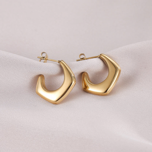 Nouvelle tendance de la mode Boucles d'oreilles vintage en acier inoxydable pour un usage quotidien Bijoux pour femmes Boucles d'oreilles géométriques irrégulières en forme de C - Product Image 4