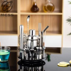 Ensemble de shaker à cocktails en acier inoxydable de qualité supérieure, 18 pièces (finition originale) - Outils de bar durables et écologiques pour le mélange de cocktails à domicile - Product Image 1