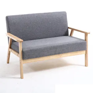 أريكة بتصميم جديد بإطار خشبي بثلاثة مقاعد 3 مقاعد لأثاث الشقق الصغيرة من مواد النسيج في الصين