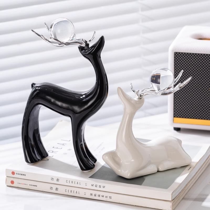 Cerf porte-bonheur en cristal