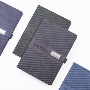 Taccuino in Pelle A5 <span class=keywords><strong>a</strong></span> <span class=keywords><strong>Righe</strong></span> Verticali, Chiusura Ovale in Metallo con Logo Inciso - Perfetto per Riunioni d'Ufficio e Diario Quotidiano - Product Image 6