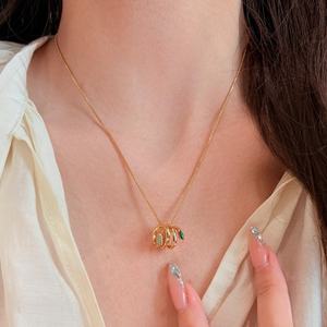 Collar Vintage <span class=keywords><strong>de</strong></span> Lujo <span class=keywords><strong>de</strong></span> Alta Gama <span class=keywords><strong>de</strong></span> Serpiente Esmeralda, Cadena <span class=keywords><strong>de</strong></span> Eslabones Chapada en <span class=keywords><strong>Oro</strong></span>, Exquisita Única, Collar <span class=keywords><strong>de</strong></span> <span class=keywords><strong>Segunda</strong></span> <span class=keywords><strong>Mano</strong></span> - Product Image 3