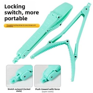 Pince à poisson portable en plastique légère, verrouillable, antidérapante, à dents <span class=keywords><strong>de</strong></span> <span class=keywords><strong>crocodile</strong></span> bioniques, pour la pêche aux leurres - Vente en gros <span class=keywords><strong>d</strong></span>'équipement <span class=keywords><strong>de</strong></span> pêche - Product Image 4