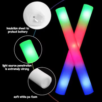Bâtons en mousse LED de bonne qualité à 3 modes, bâtons lumineux dans le noir pour mariage, concert, rave, décoration de Noël, fournitures de fête
