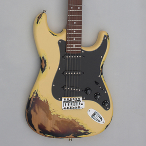 Guitarra eléctrica OEM ST de alta calidad Paulownia Cuerpo de madera SSH Pastillas <span class=keywords><strong>Guitarras</strong></span> baratas al por mayor para adultos - Product Image 2