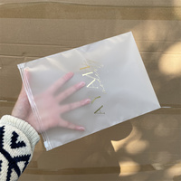 Bolsa con cierre hermético de poliéster translúcido esmerilado con logotipo personalizado, camiseta, ropa interior, embalaje de ropa, bolsa con cremallera mate con cierre de cremallera para ropa
