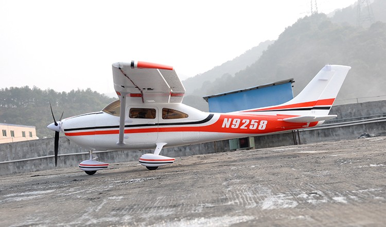 セスナ  182 飛行しやすい1.4M 4CH RCセスナ182メタル飛行機| Alibaba.com