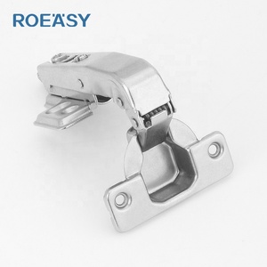 مفصلات خاصة من الحديد والنيكل <span class=keywords><strong>90</strong></span> درجة من Roeasy ، مفصلات إغلاق ناعمة للأبواب للمطبخ والأثاث - Product Image 1