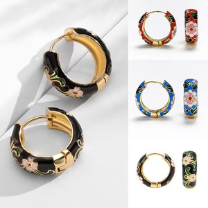 Pendientes de flores coloridos para mujer, pendientes de estilo retro y dulce para uso diario, accesorios para las orejas de estilo francés - Product Image 1