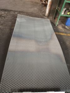 Standard Perforated Metal <b>Mesh</b> for Fence Application CE Certified Stainless Steel OEM Factory Supplier - Product Image 4