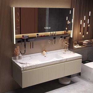 تصميم فرنسي عتيق ، يتميز بحوض بألواح سلس ، حوض غسيل من الخشب الصلب ، وطاولة زينة بتصميم فاخر - Product Image 1