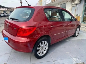 Personalización Interior, Peugeot 307 Comfort Sedán 2013 2014 2015, Auto Usado, Motor Turbo, Caja de Cambios Automática - Product Image 3