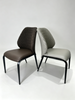 Chaise de salle à manger moderne en cuir de luxe léger avec pieds en métal et dossier haut, idéale pour les restaurants, les hôtels et les bars (vente en gros)