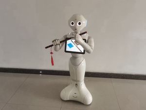 <span class=keywords><strong>Robot</strong></span> d'accueil vocal populaire pour hôtel, <span class=keywords><strong>robot</strong></span> d'accueil personnalisé, <span class=keywords><strong>robot</strong></span> humanoïde de service pour la réception - Product Image 4
