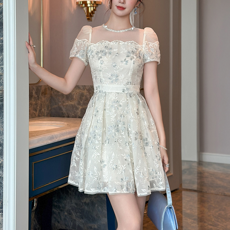 In Stock Short Lace Flare Dress High-Quality Lace Material